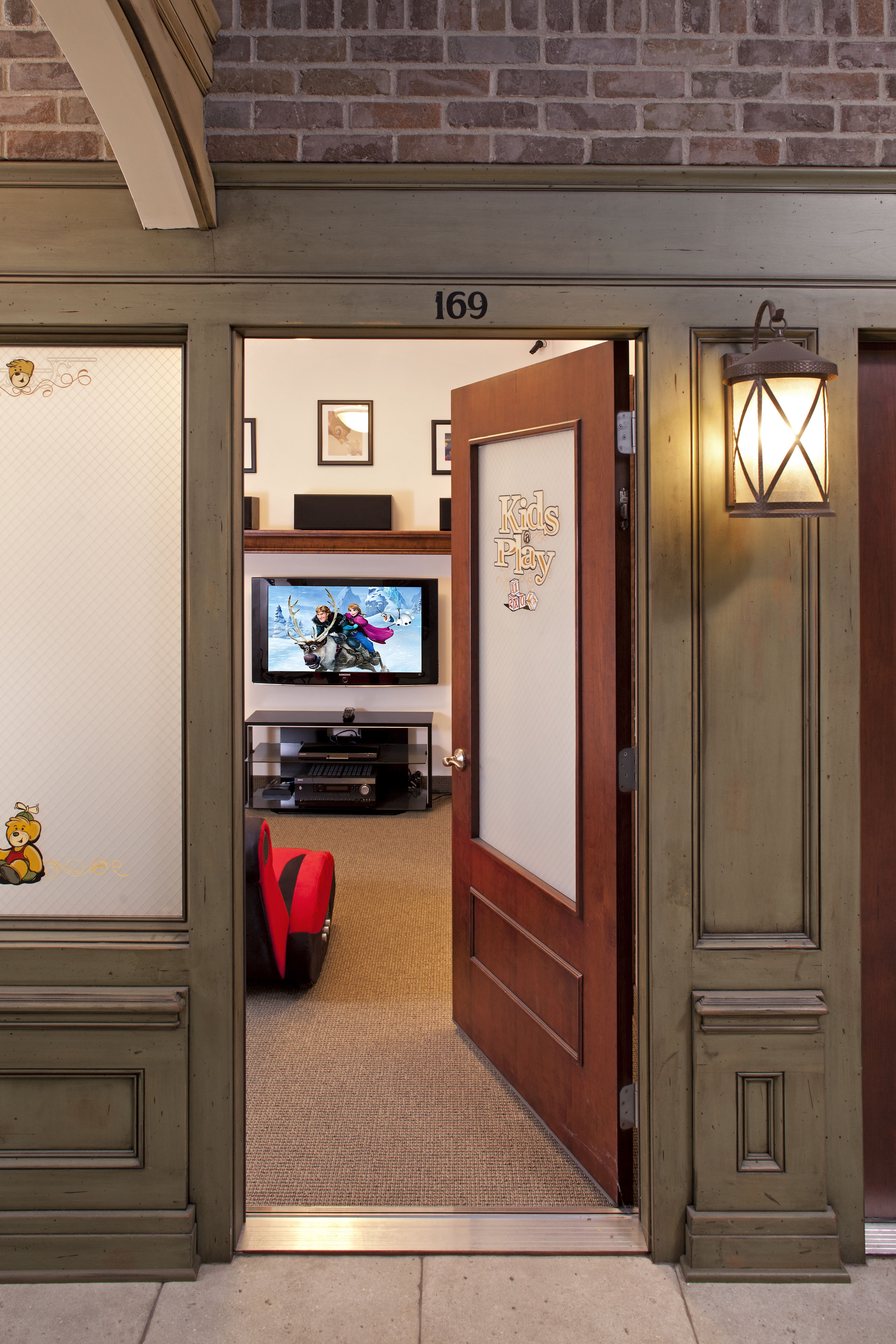 St.Louis Park Showroom